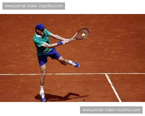 门希克多哈站爆冷淘汰世界第二辛纳，取得职业生涯重大突破